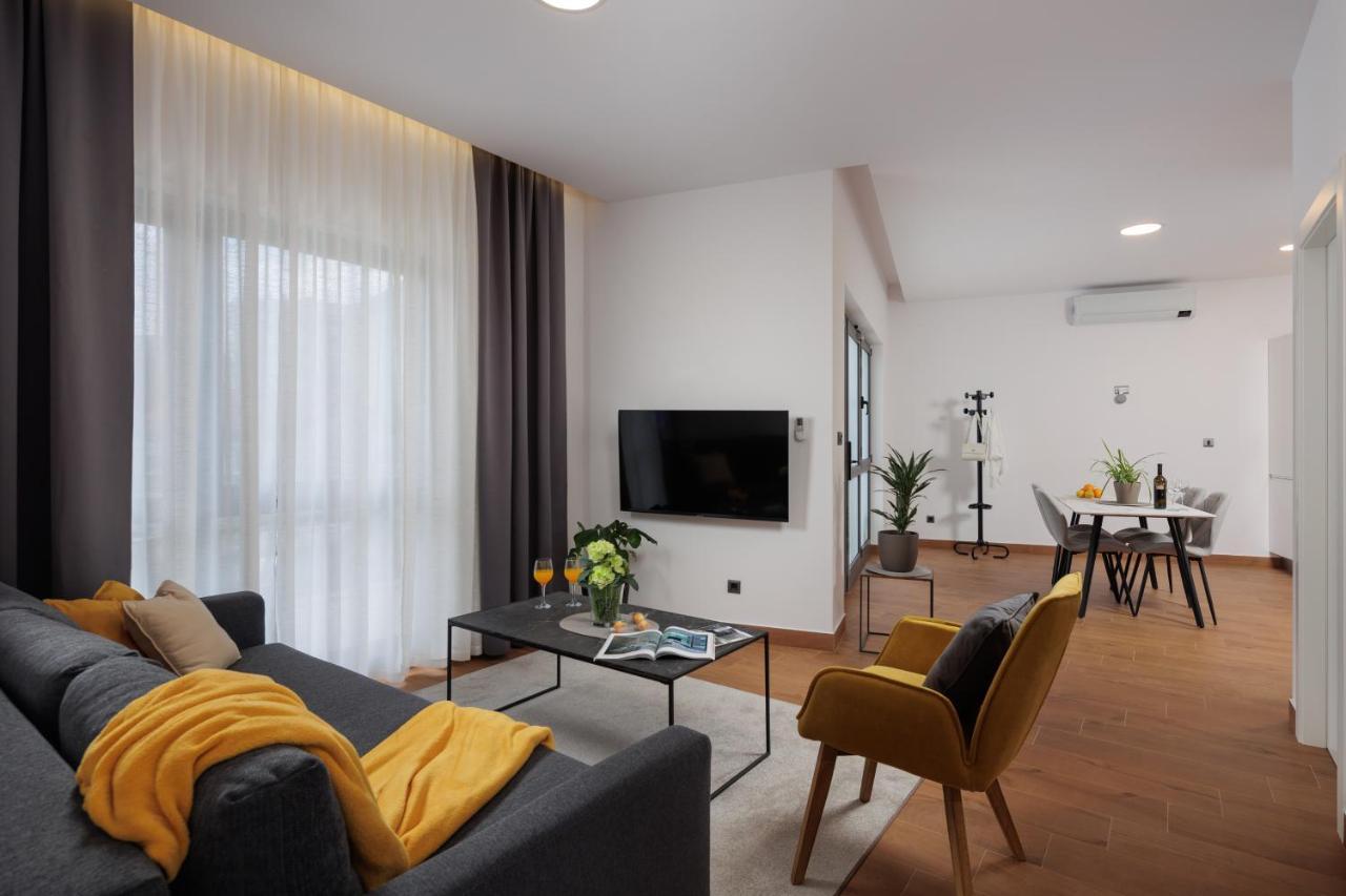 Terra 5 Deluxe Apartment On The Ground Floor With Private Parking Rijeka Exterior foto