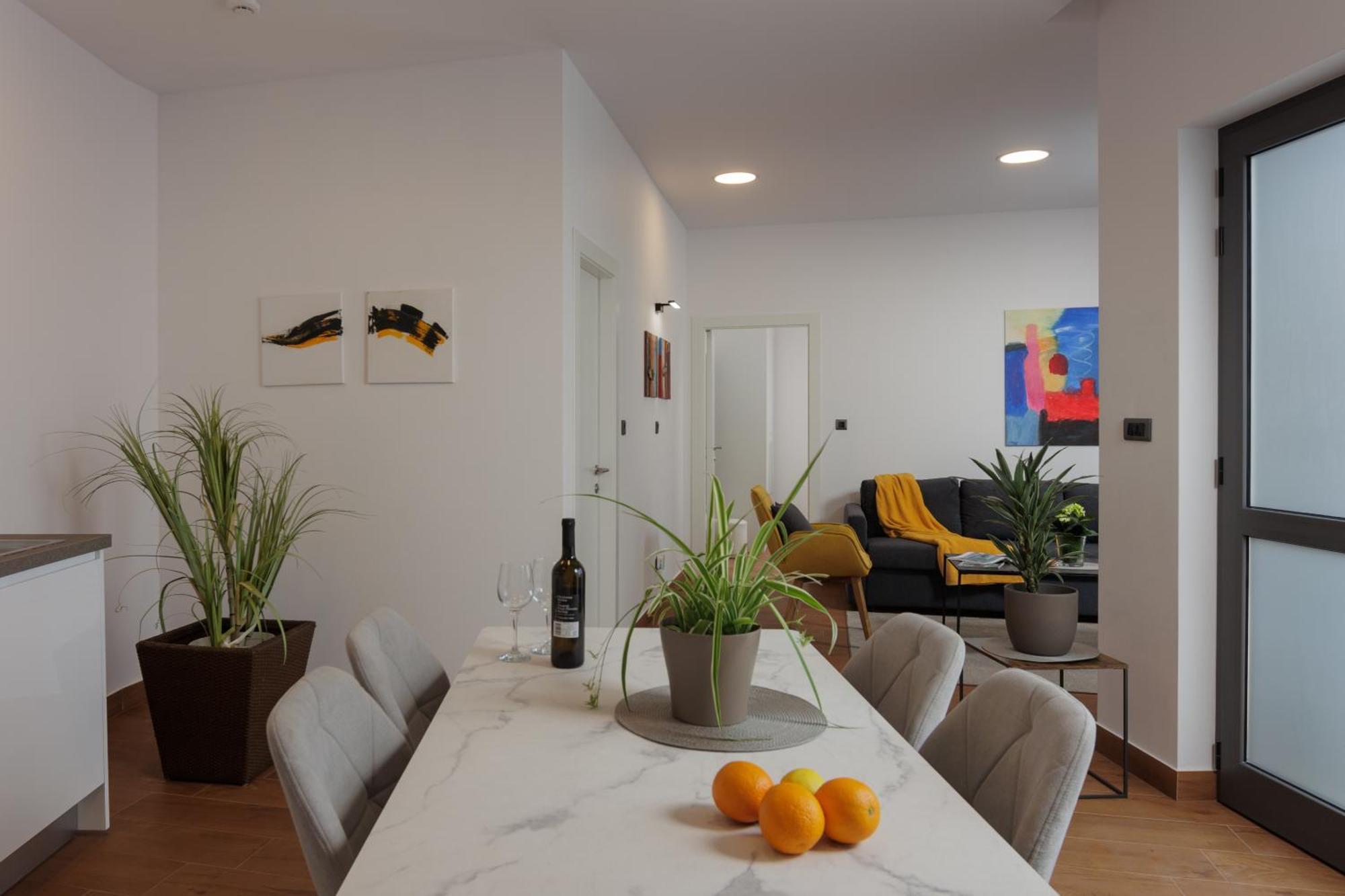 Terra 5 Deluxe Apartment On The Ground Floor With Private Parking Rijeka Exterior foto